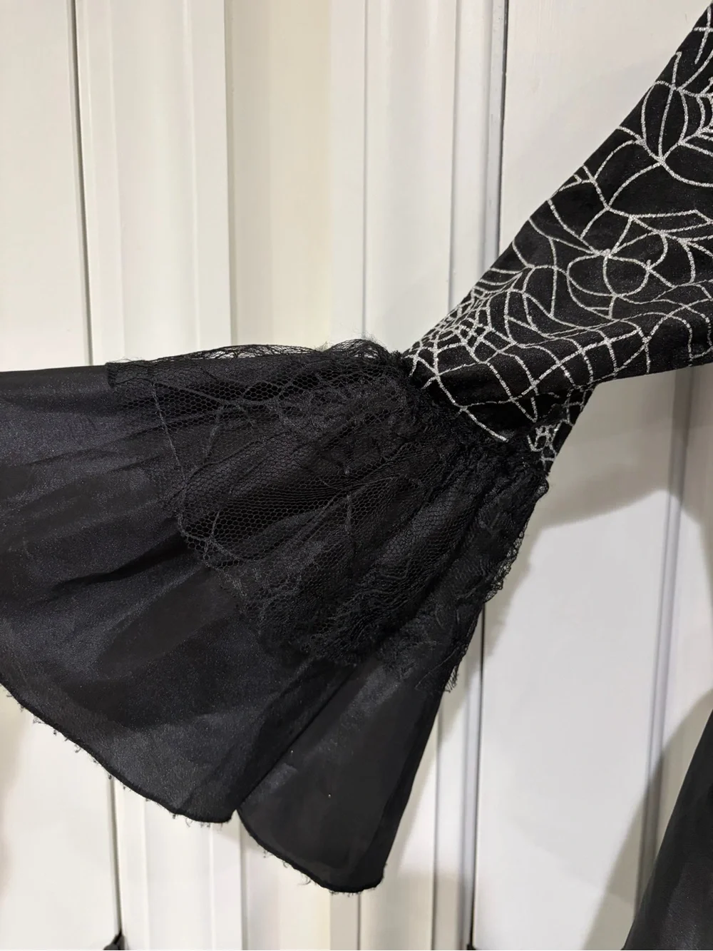 Black Spiderweb Gothic Witch Costume Dress for Girls Size M (10)